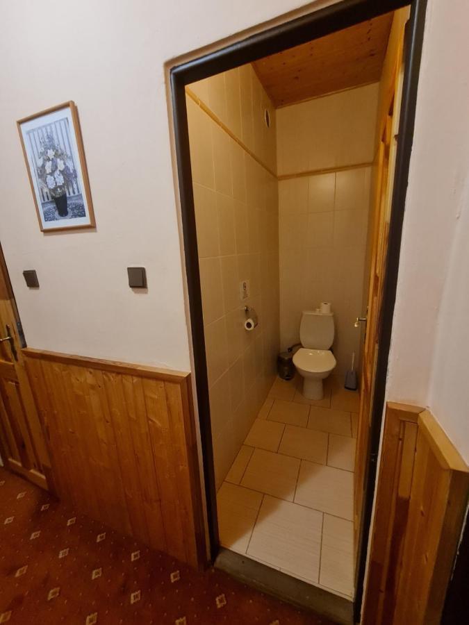 Garni Hotel Asas*** มอสท์ ภายนอก รูปภาพ